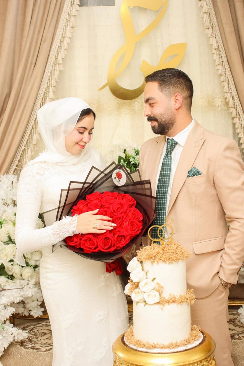 مازن وصافي في لحظة من فرحتهما